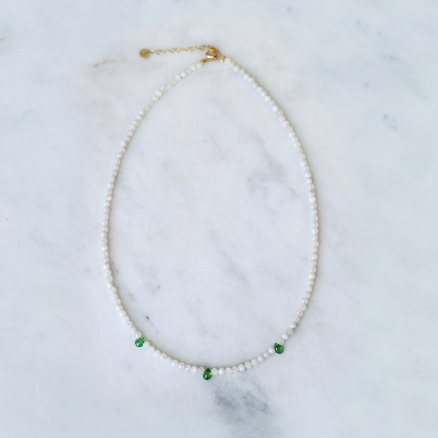 Round & tear stones Necklace
