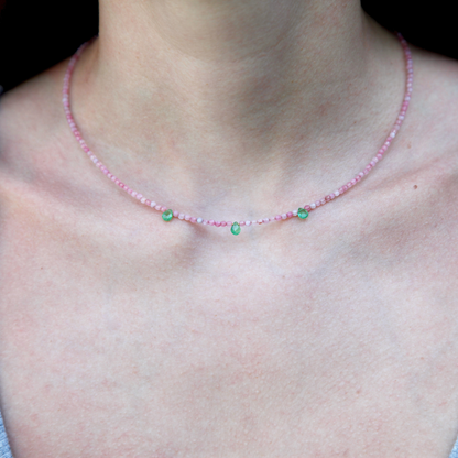 Round & tear stones Necklace